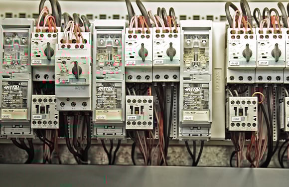 Wat verdiend een elektromonteur?