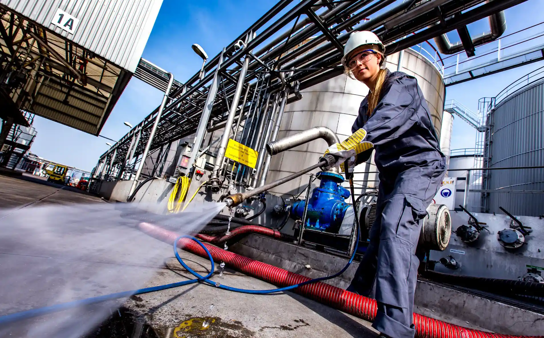 Werken in de procesindustrie: schoonmaken van de plant